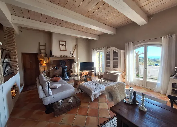 Massacan-vue Le Lavandou