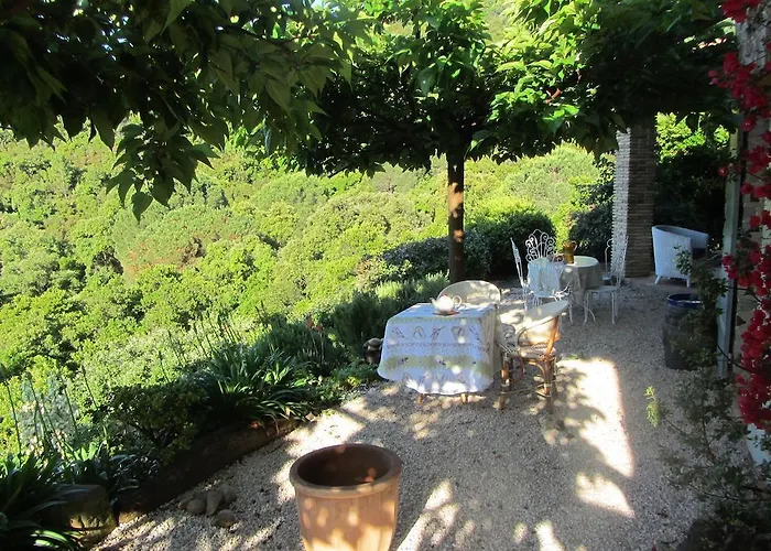 Πανσιόν Massacan-vue