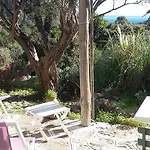Massacan-vue Gasthuis Le Lavandou
