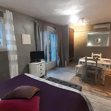 Massacan-vue Maison d'hôtes *