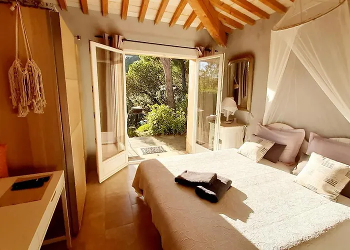 Pensionat Massacan-vue 4*