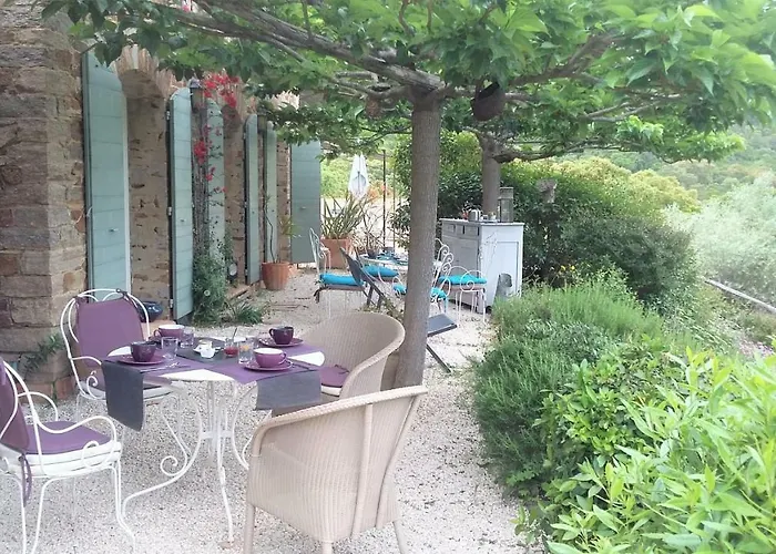 Massacan-vue Pensionat 4*