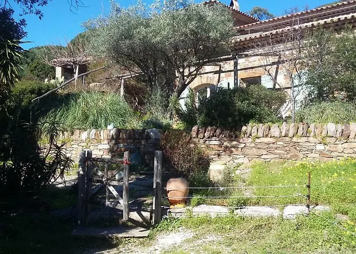 Massacan-vue 4* Le Lavandou